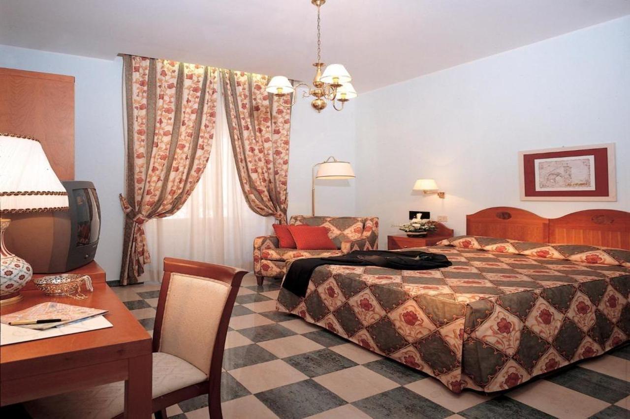 Hotel Aberdeen Рим Екстер'єр фото